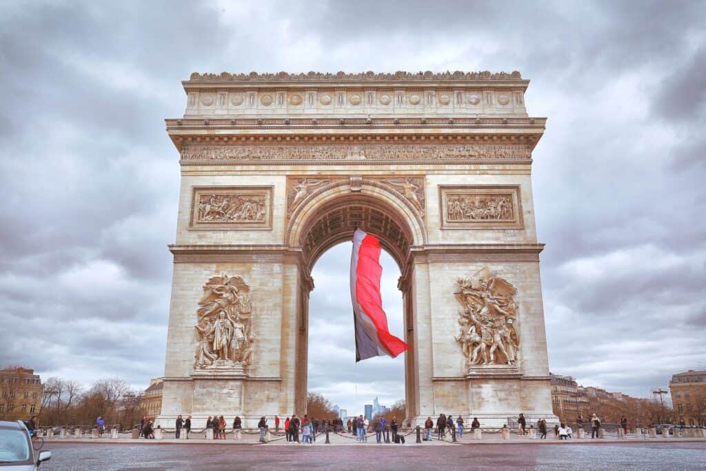 historisk billede af arc de triomphe triumfbuen i paris